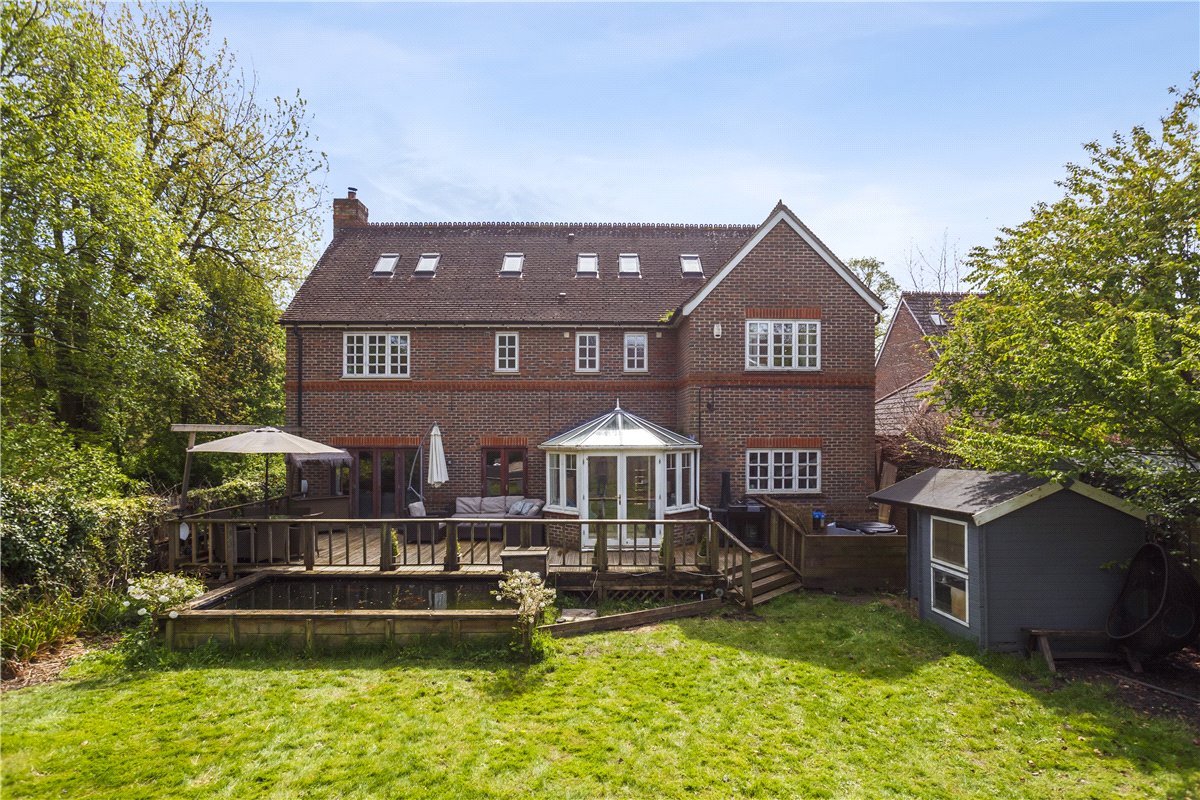 6 bedroom House, Kelham Gardens, Marlborough, SN8 - Available, Image 3