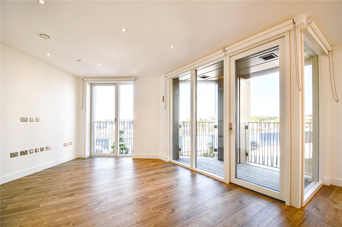 2 bedroom Flat, The Oak Building, Rudduck Way, CB3 - , Image 2
