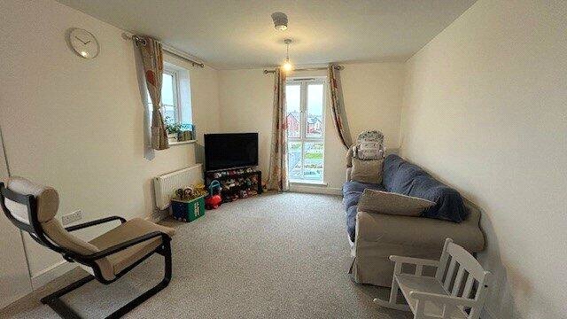 2 bedroom Flat, Hawes Way, Waverley, S60 - , Image 2