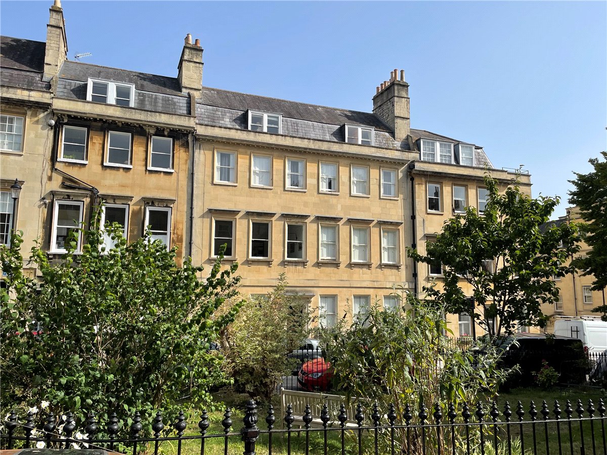 1 bedroom Flat, Catharine Place, Bath, BA1 - Sold