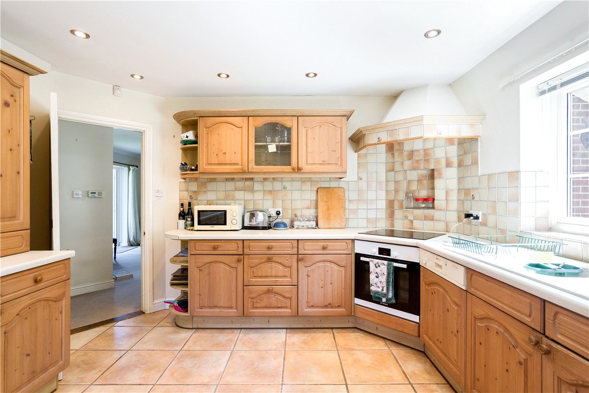 4 bedroom House, West Overton, Marlborough, SN8 - Sold, Image 15