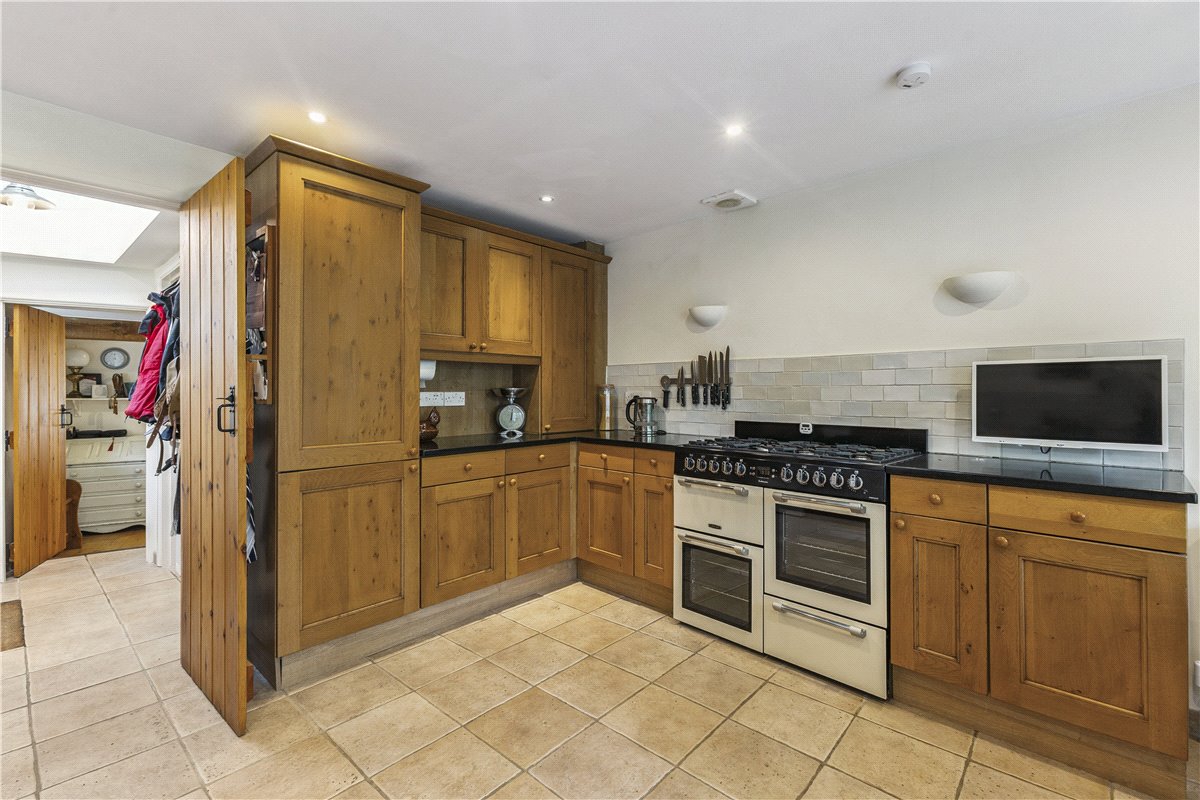 3 bedroom House, Crooked Corner, Aldbourne, SN8 - Available, Image 1
