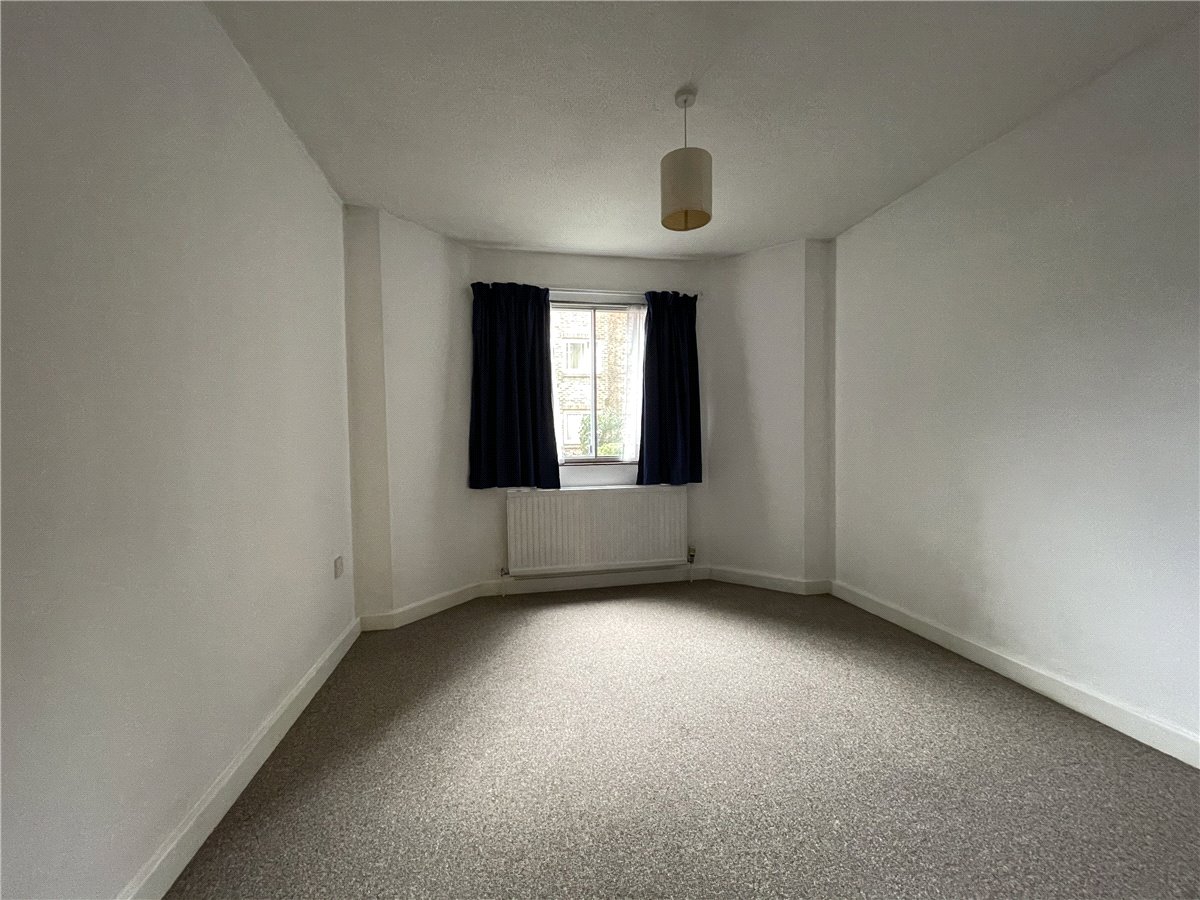 2 bedroom Flat, Cherwell Court, Barton Road, CB3 - Sold, Image 2