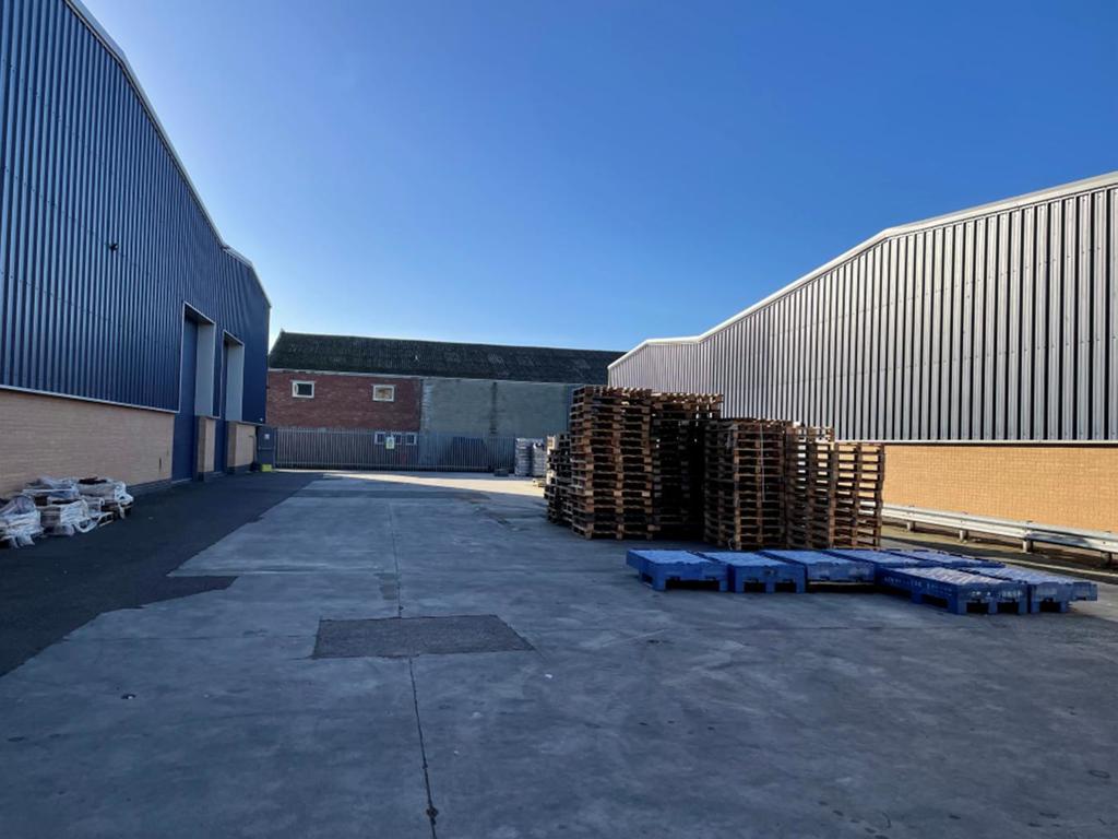 11542 Sq Ft, 21 Porte Marsh Road, Calne, SN11 - Available, Image 3
