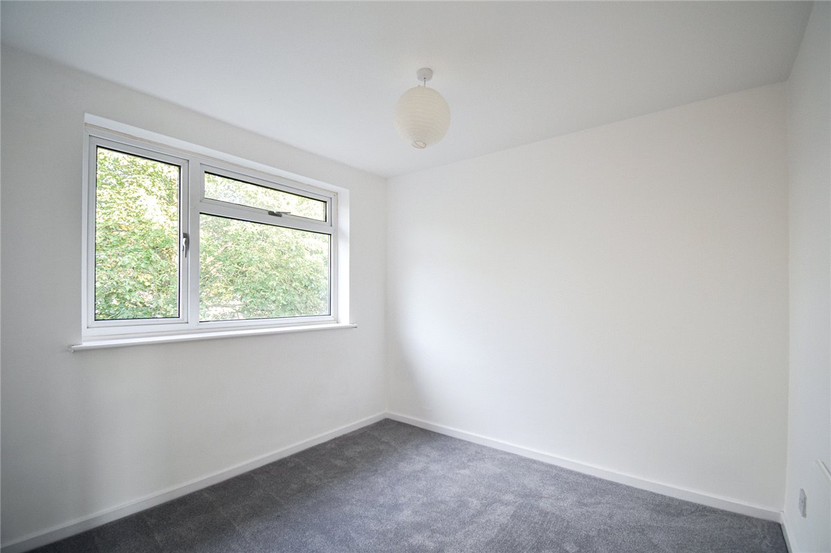 3 bedroom House, Belmore Close, Cambridge, CB4 - , Image 6