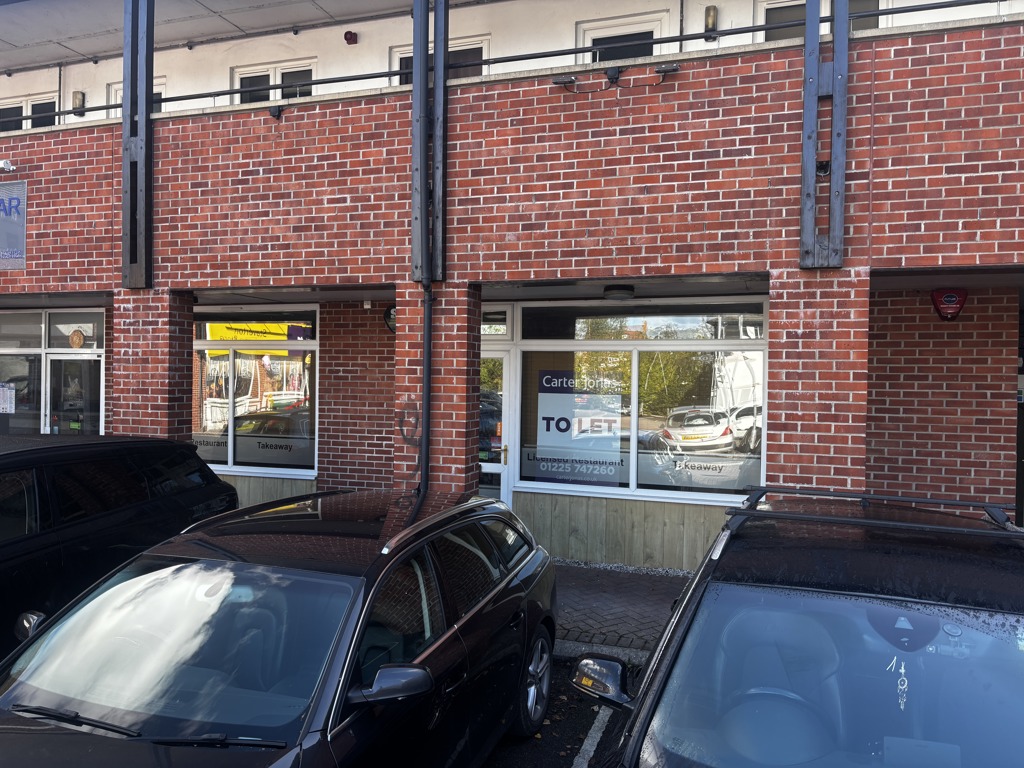 914 Sq Ft, 4 Meadow Court, Trowbridge, BA14 - Available