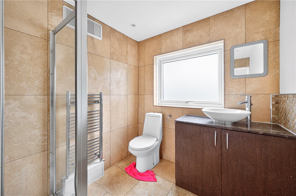 4 bedroom House, Nottingham Road, Nuthall, NG16 - Let Agreed, Image 17