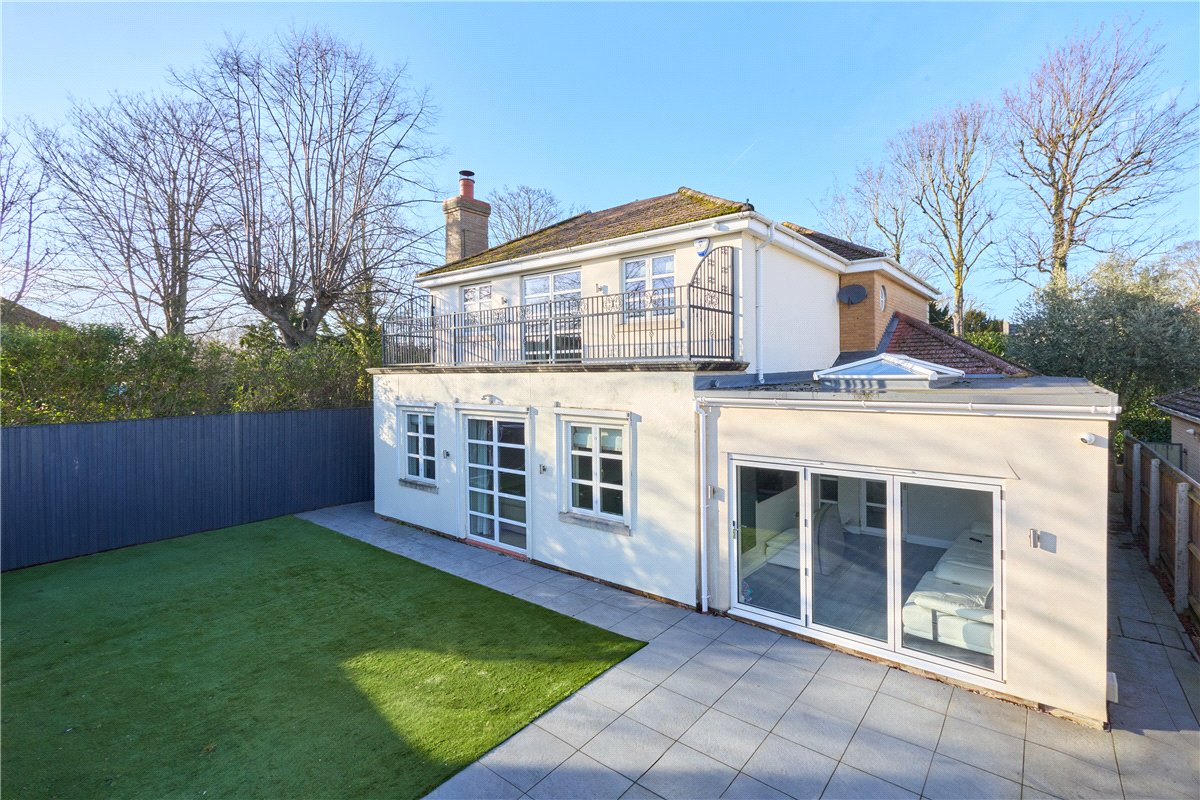 4 bedroom House, Mill Reef, Newmarket, CB8 - Available
