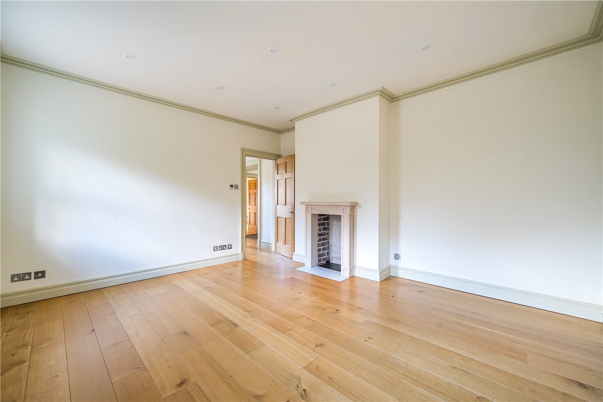 3 bedroom House, Badminton Road, Old Sodbury, BS37 - , Image 10