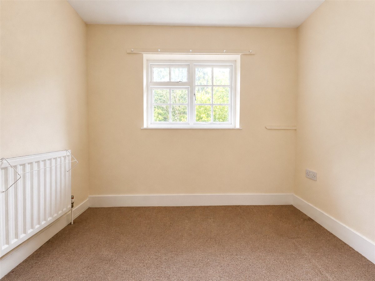 3 bedroom House, East Stratton, Winchester, SO21 - Available, Image 6