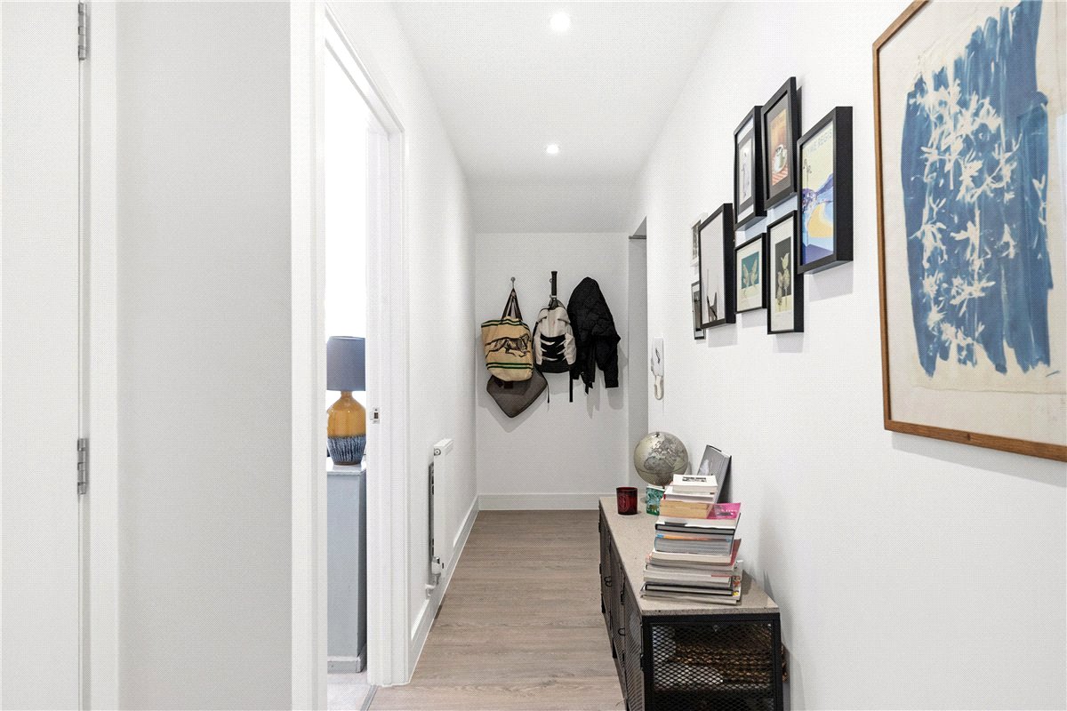 1 bedroom Flat, Ditton Grove, Esher, KT10 - Available, Image 7