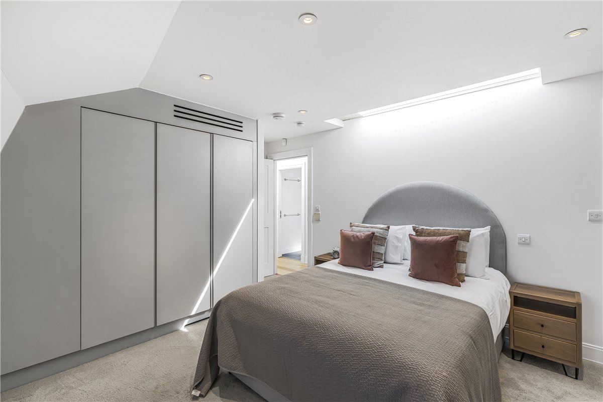 3 bedroom Maisonette, Devonshire Street, Marylebone, W1G - Available, Image 14