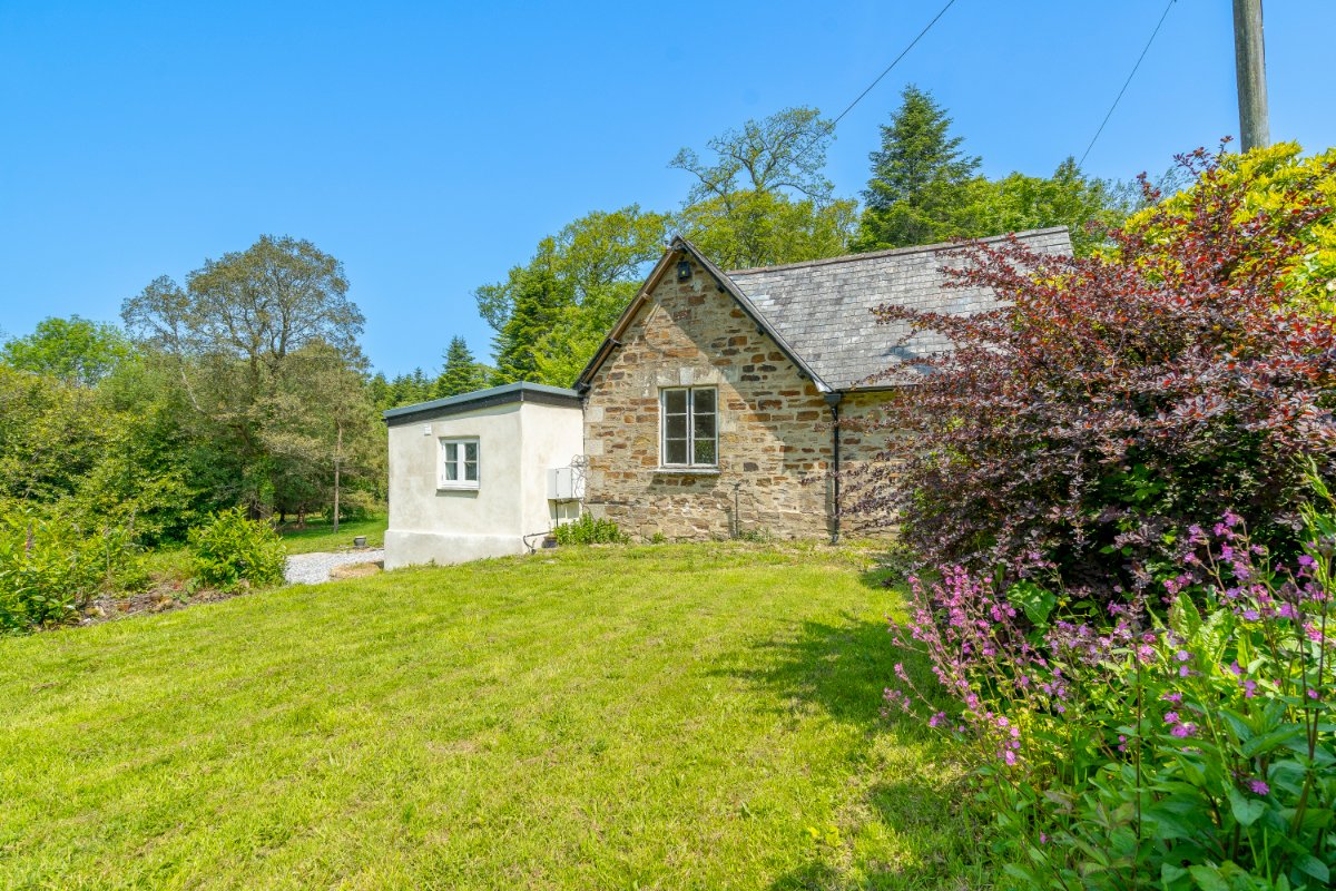 2 bedroom Cottage, Zelah, Truro, TR4 - Sold STC, Image 1