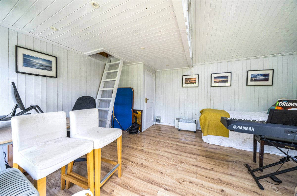 4 bedroom House, School Lane, Manton, SN8 - Available, Image 14