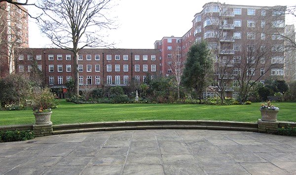 3 bedroom Flat, Ennismore Gardens, London, SW7 - Available, Image 1