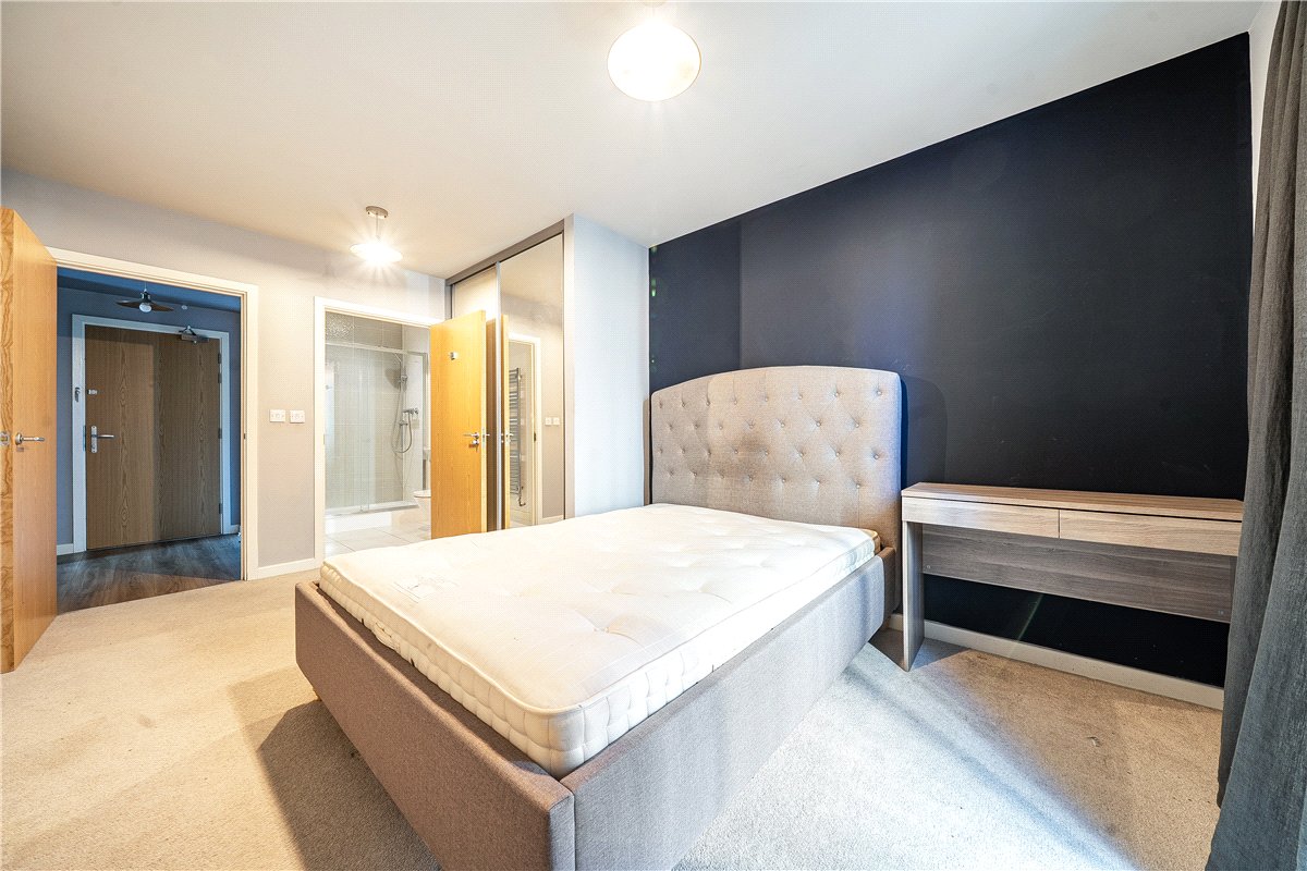2 bedroom Flat, Percy Terrace, Bath, BA2 - Available, Image 5
