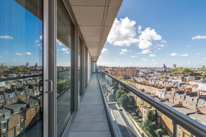 3 bedroom Flat, Knightsbridge, London, SW7 - Available, Image 3