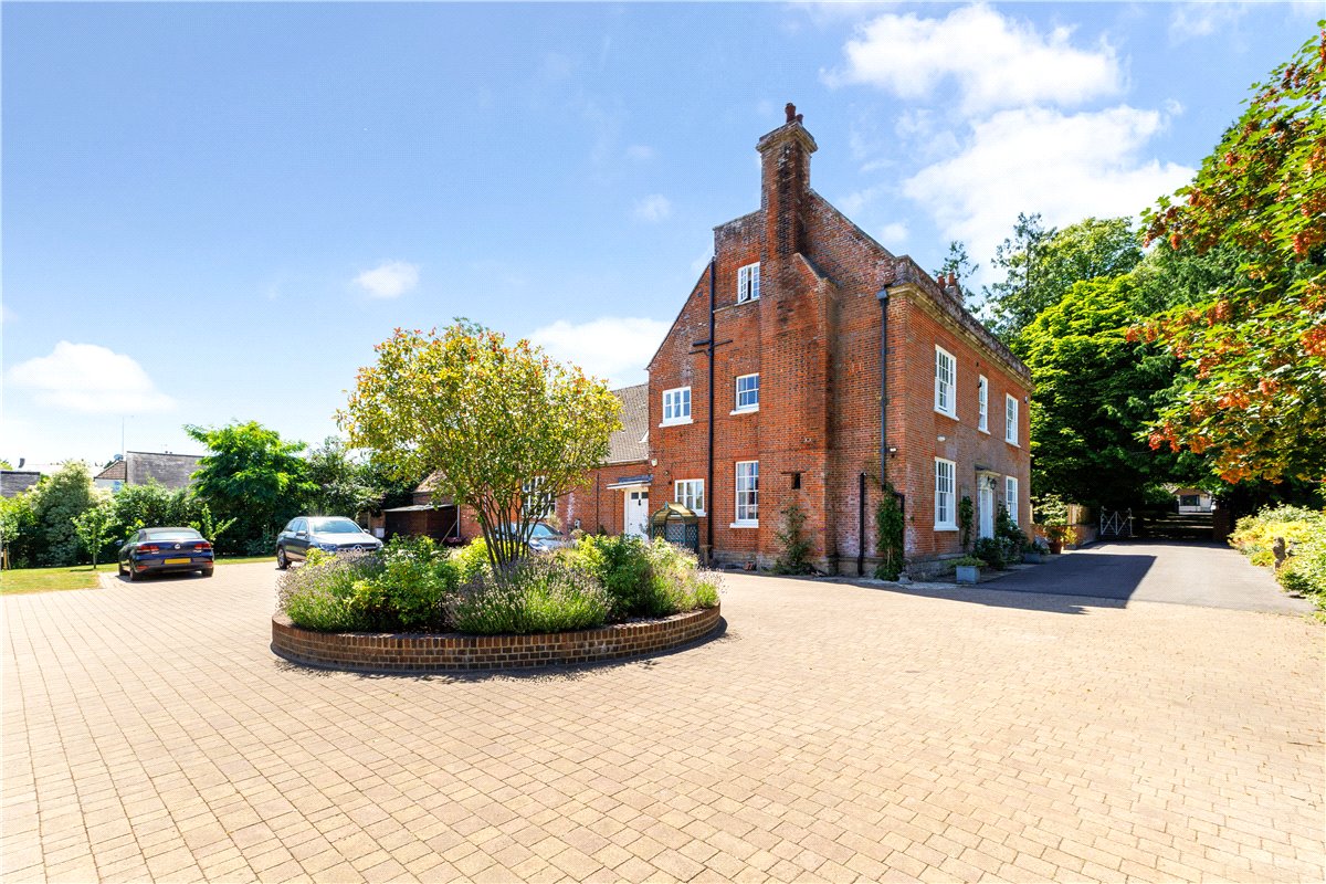 8 bedroom House, Hodson Road, Chiseldon, SN4 - Available, Image 26