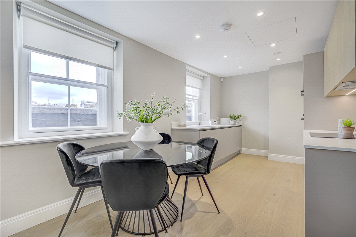 2 bedroom Flat, Wimpole Street, Marylebone, W1G - Available, Image 6
