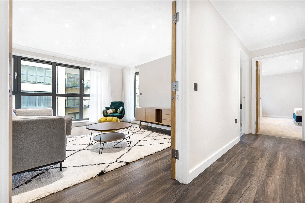 2 bedroom Flat, Canal Boulevard, Camden, NW1 - , Image 1