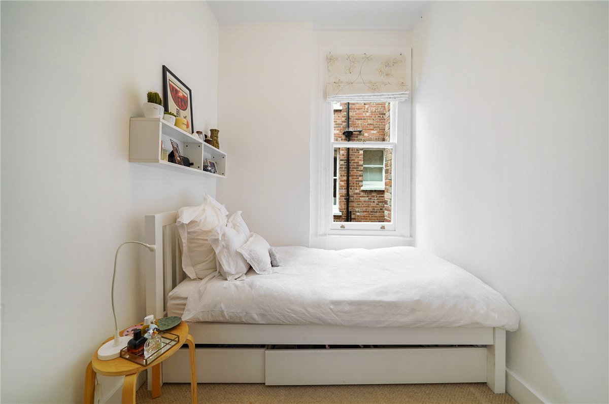 3 bedroom Flat, Bishops Mansions, Fulham, SW6 - Sold STC, Image 2