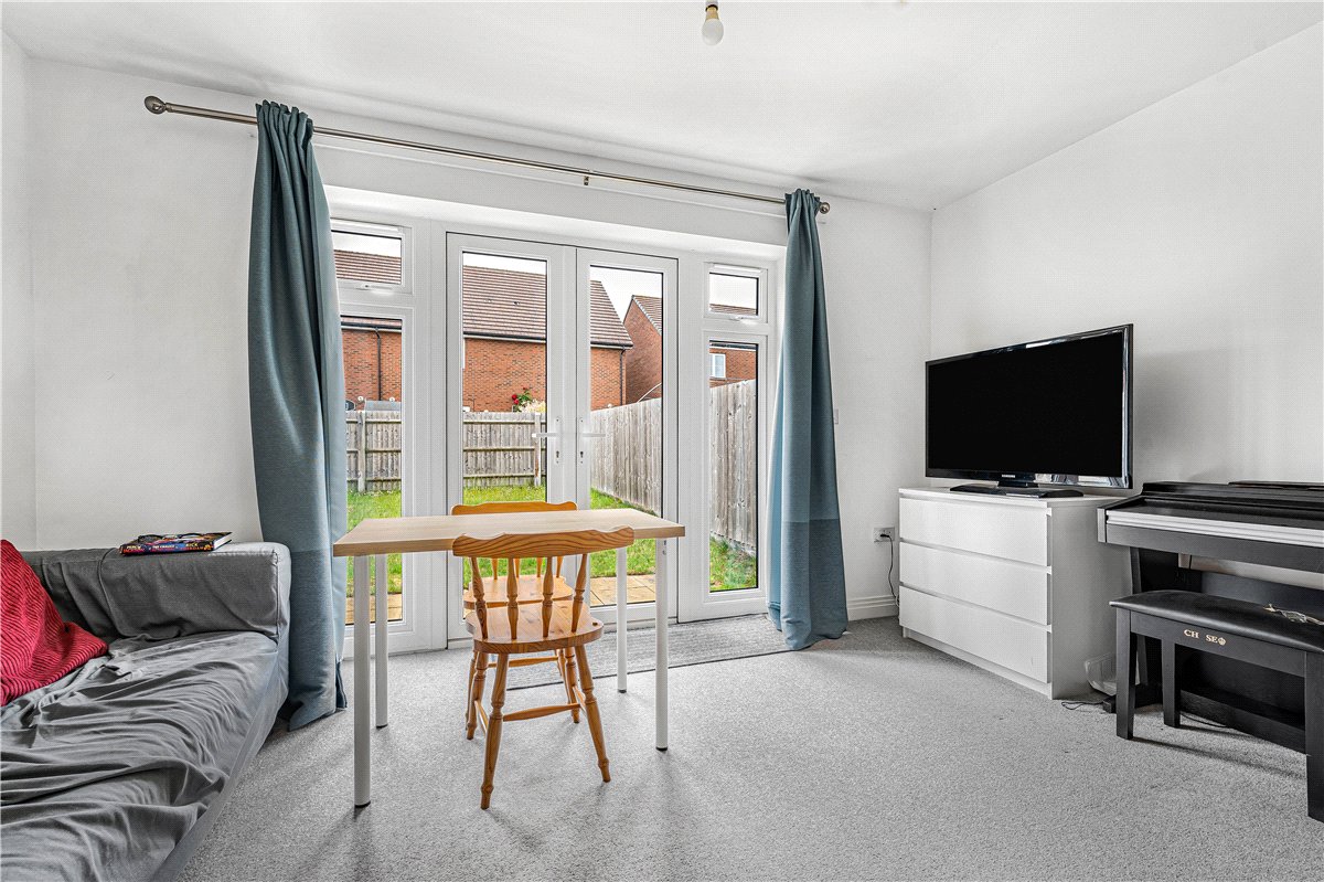 2 bedroom House, Rome Avenue, Aylesbury, HP21 - Let Agreed, Image 3