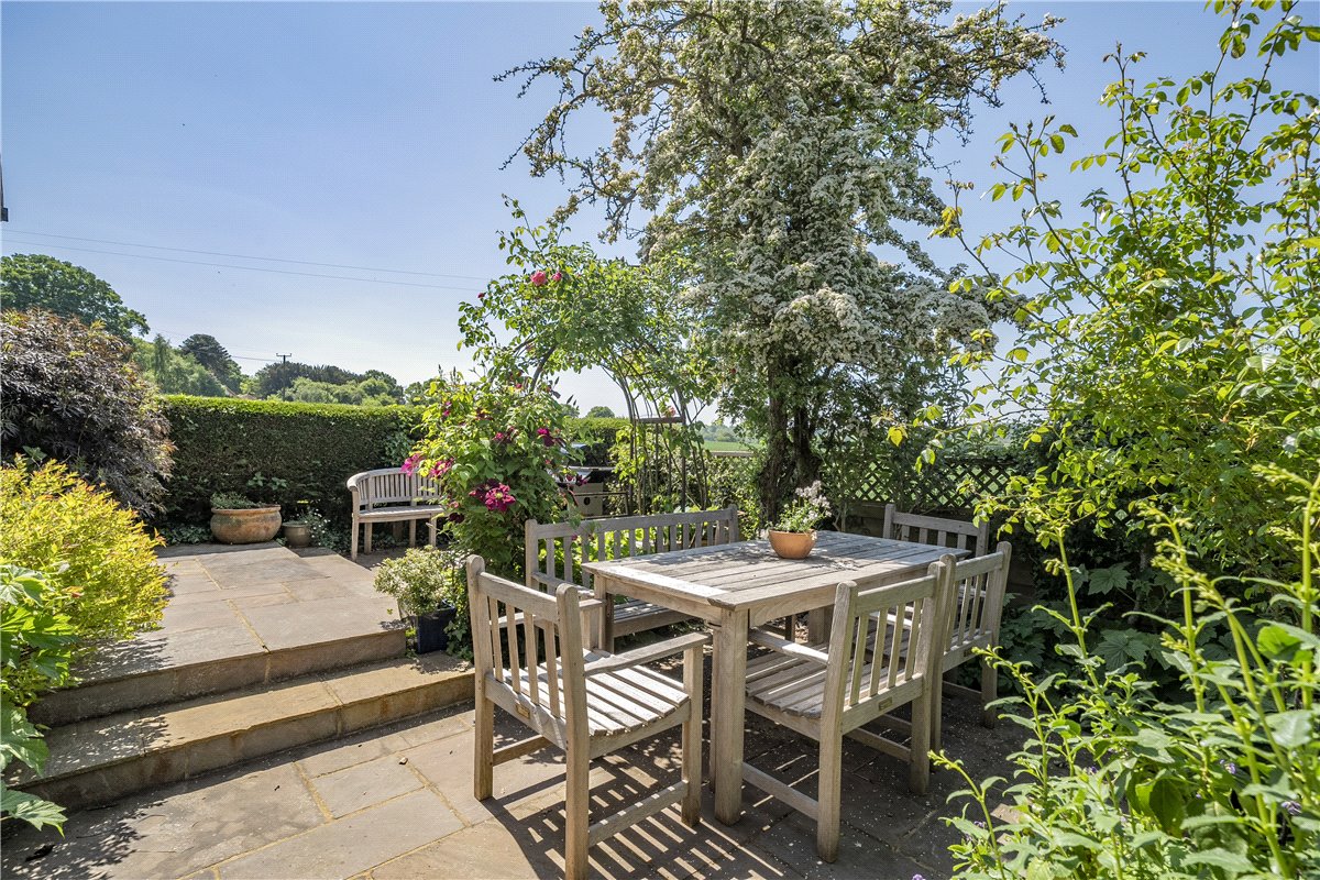 4 bedroom House, Woodlands, Bramdean, SO24 - Available, Image 19