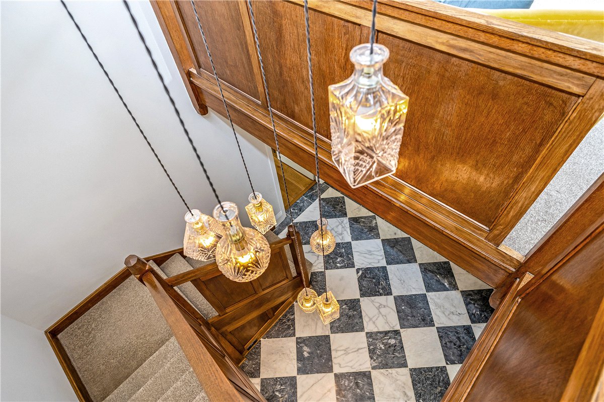5 bedroom House, The Fairway, Devizes, SN10 - Available, Image 14