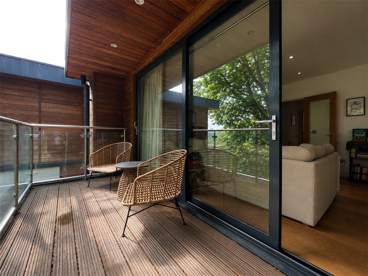 2 bedroom Flat, Sparkford Road, Winchester, SO22 - , Image 8