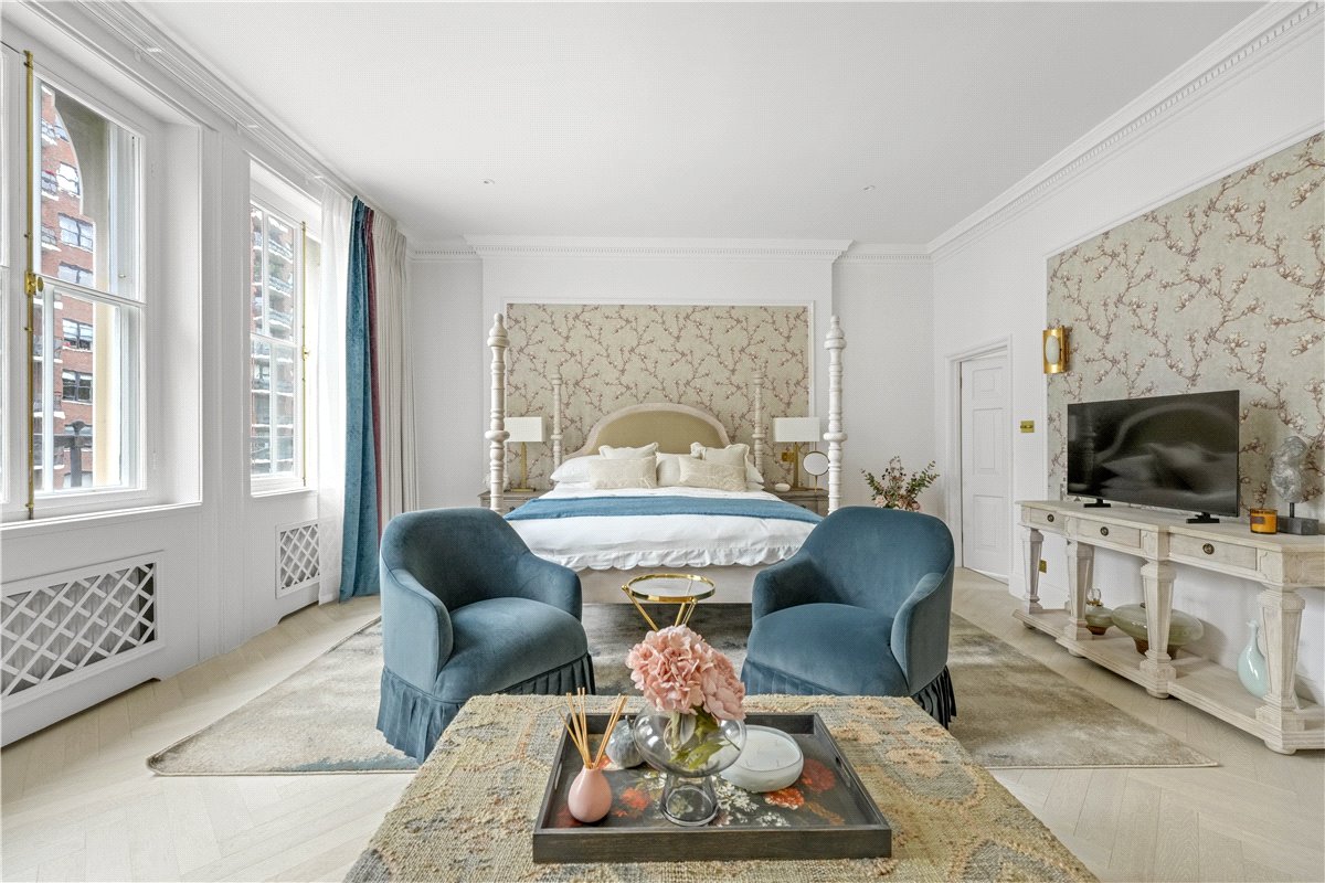 6 bedroom House, Ennismore Gardens, Knightsbridge, SW7 - Available, Image 22