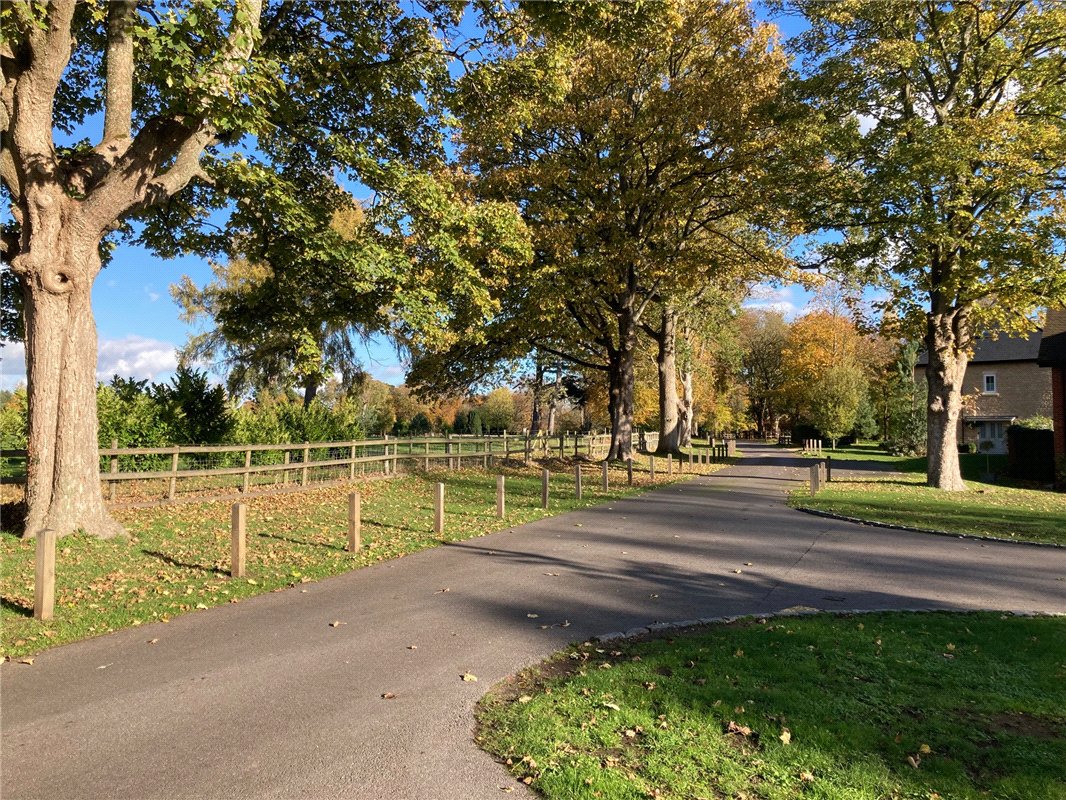 3 bedroom House, Besselsleigh, Abingdon, OX13 - Available, Image 1