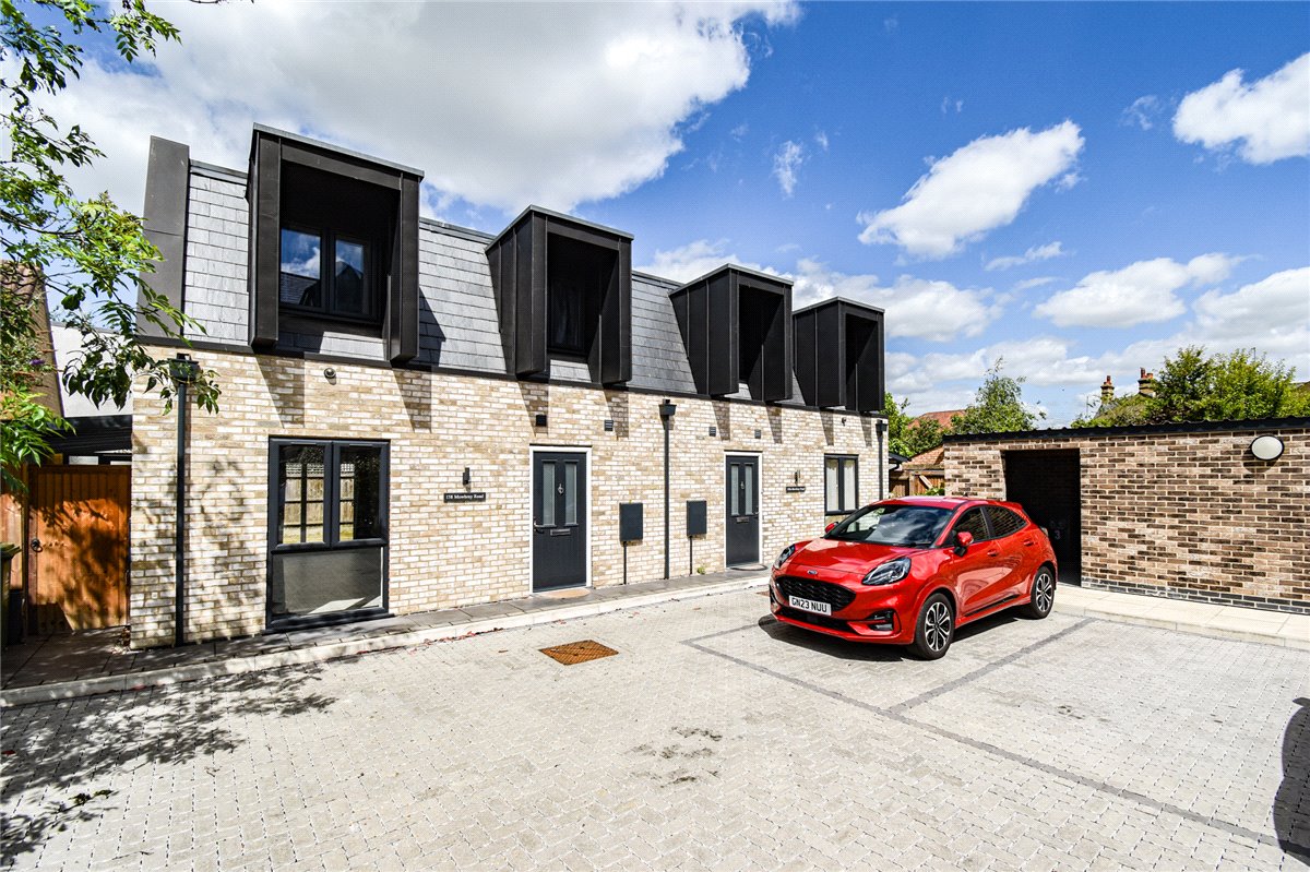 2 bedroom House, Mowbray Road, Cambridge, CB1 - 