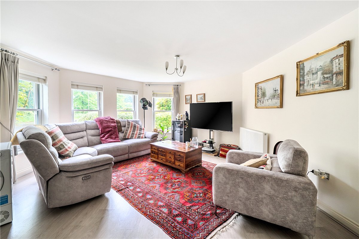 2 bedroom Flat, Winton Close, Winchester, SO22 - Sold, Image 10