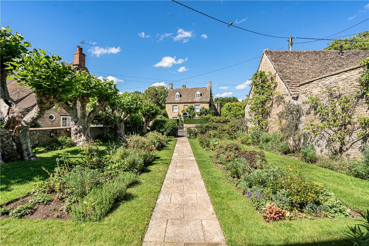 5 bedroom Cottage, High Street, Bampton, OX18 - Available, Image 20