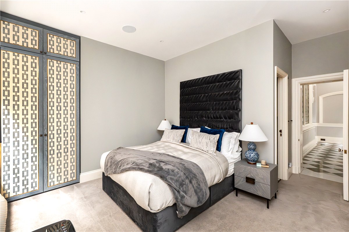 2 bedroom Flat, Strand, Covent Garden, WC2R - Available, Image 14