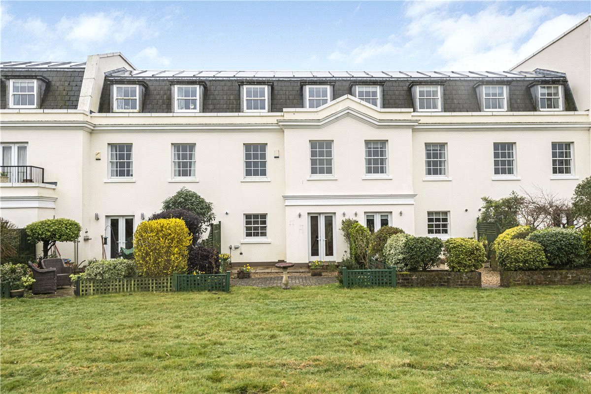3 bedroom House, Ford Road, Tortington, BN18 - Available, Image 20