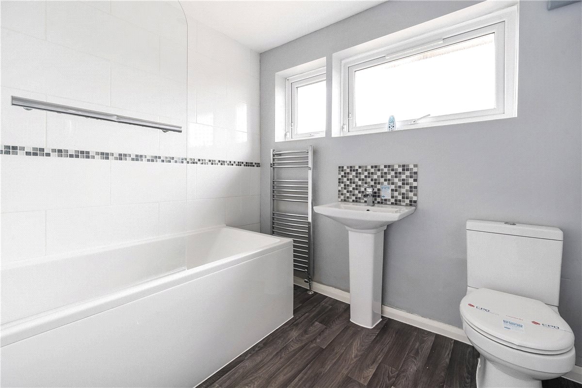 3 bedroom House, Kipling Close, Stockport, SK2 - Available, Image 2