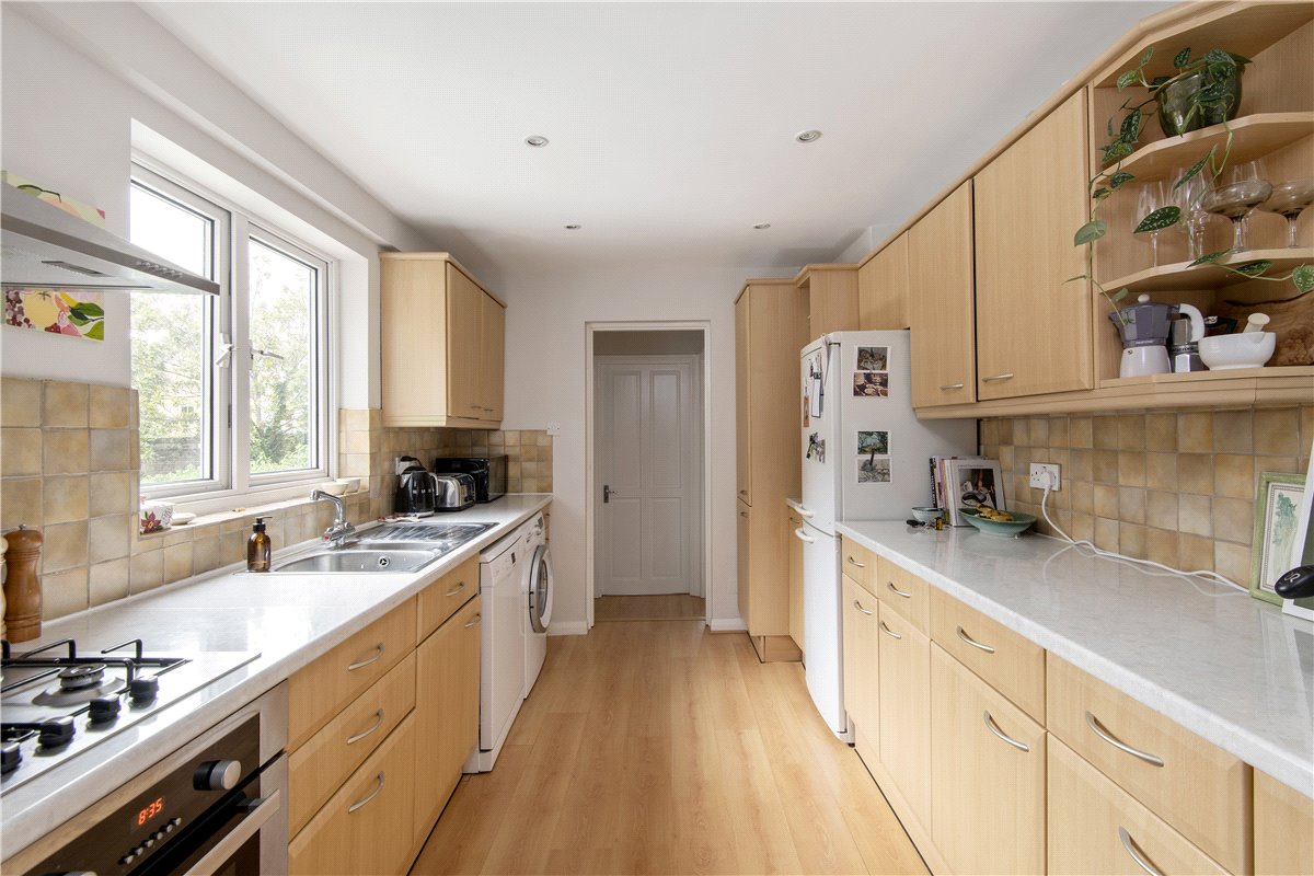 2 bedroom Flat, Althorp Road, Wandsworth Common, SW17 - Sold, Image 5