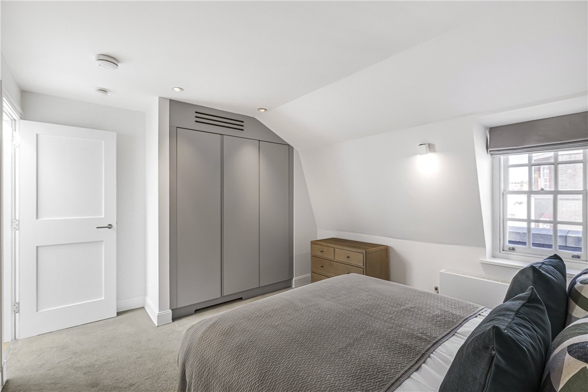 3 bedroom Maisonette, Devonshire Street, Marylebone, W1G - Available, Image 6