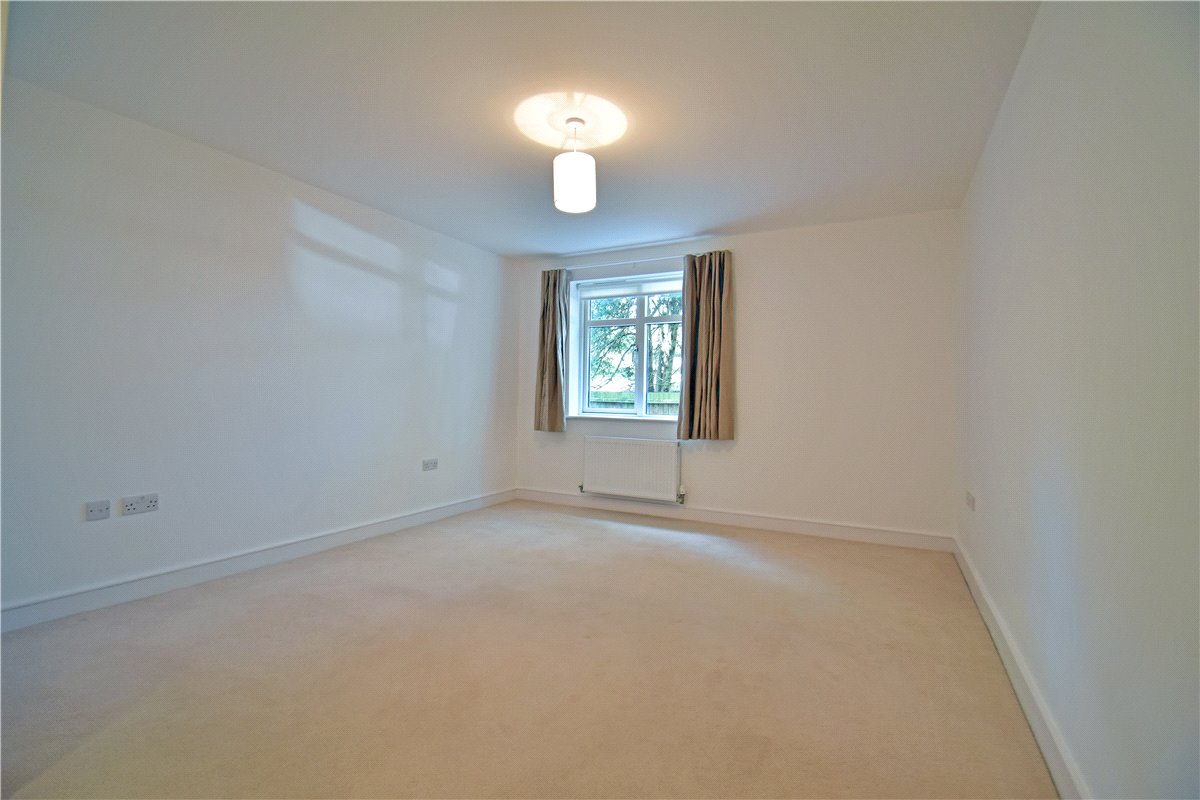 2 bedroom Flat, Meadowcroft House, Trumpington Road, CB2 - , Image 2