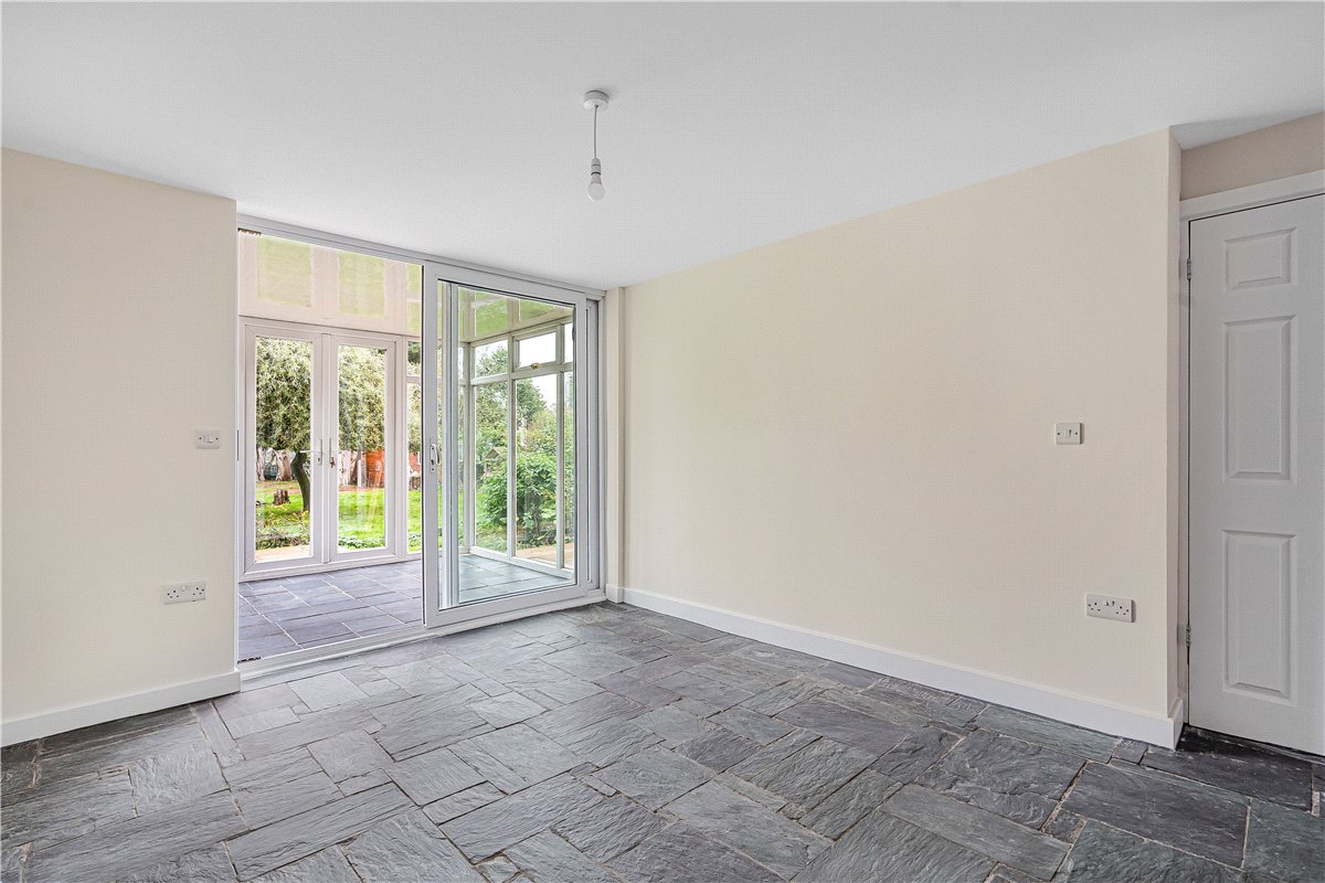 3 bedroom House, Hodgetts Lane, Burton Green, CV8 - Available, Image 4