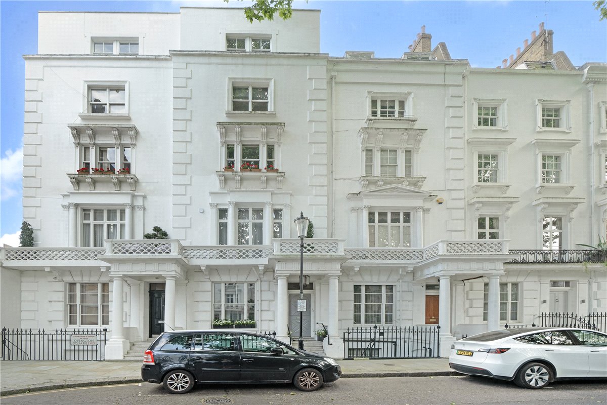 2 bedroom Flat, Ovington Square, Knightsbridge, SW3 - Available, Image 1