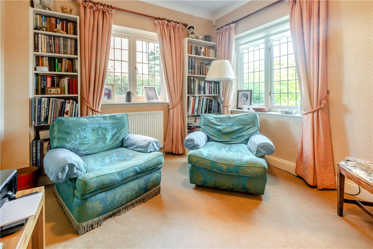 4 bedroom House, Rossett Green Lane, Harrogate, HG2 - Available, Image 7