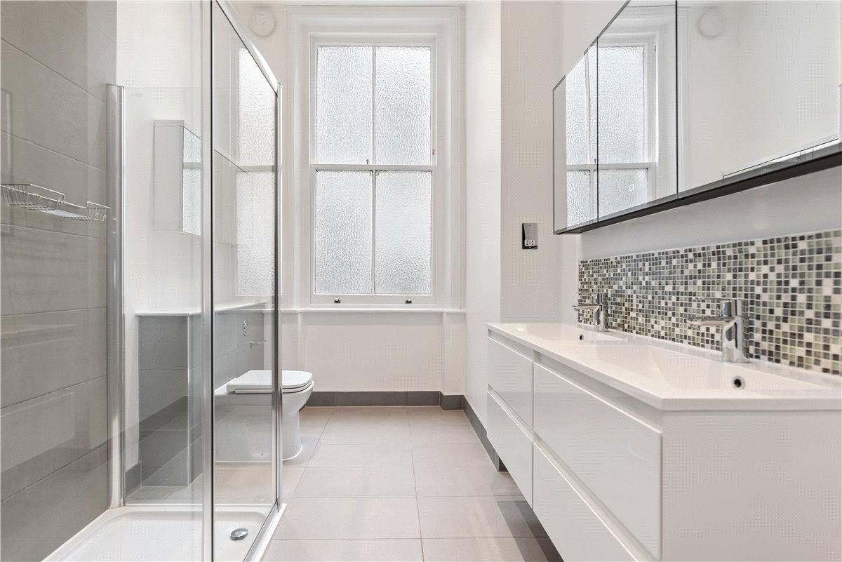 3 bedroom Maisonette, Egerton Gardens, Knightsbridge, SW3 - Available, Image 7