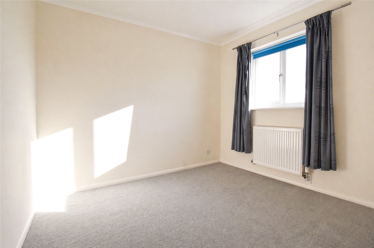 3 bedroom House, Tamarin Gardens, Cherry Hinton, CB1 - Available, Image 4