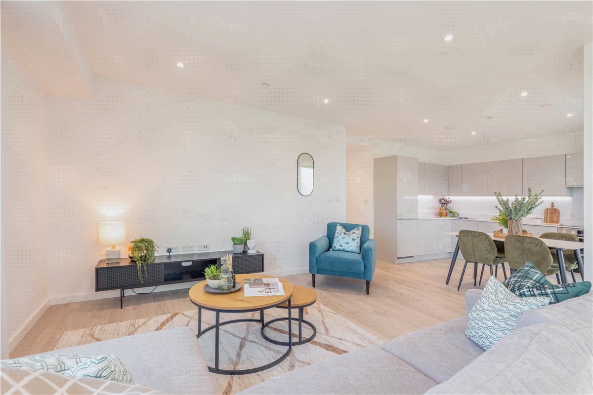 3 bedroom Flat, Heartwell Avenue, London, E16 - Let Agreed, Image 18