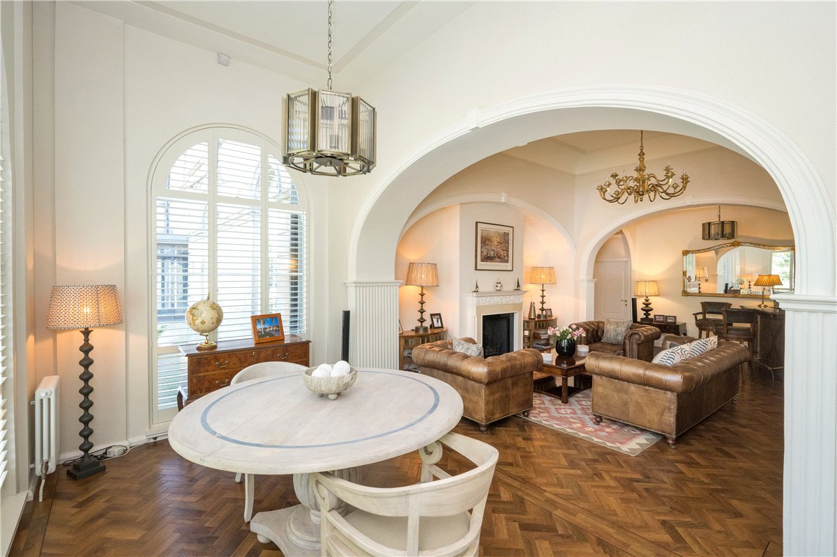 4 bedroom House, Windsor Court, West Park, HG1 - Available, Image 4