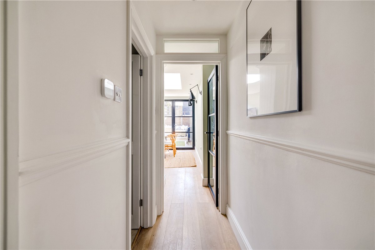 2 bedroom Flat, Trentham Street, London, SW18 - Sold STC, Image 18
