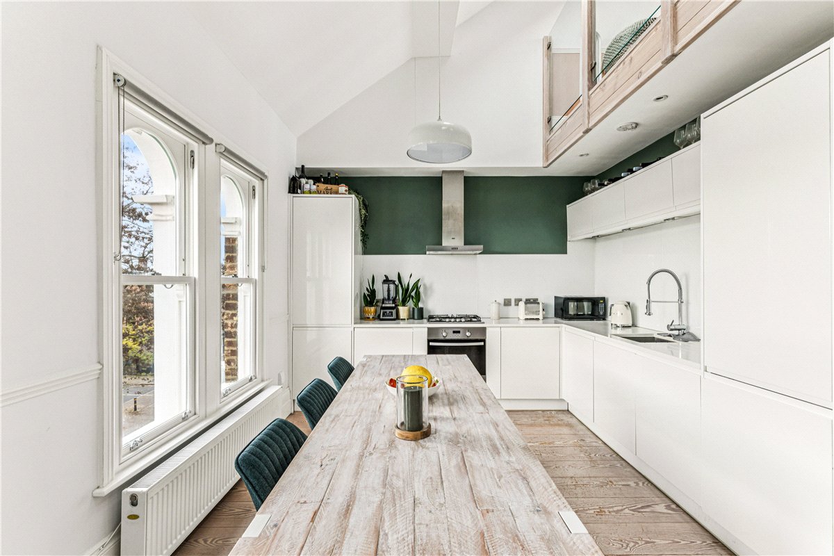 2 bedroom Flat, Trinity Road, London, SW17 - Available, Image 4
