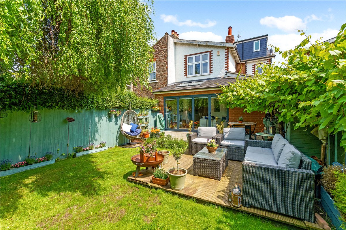 5 bedroom House, Chestnut Avenue, York, YO31 - Available, Image 2